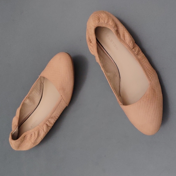 H by Halston Mollie Snake Embossed Camel Leather Flats - Picture 9 of 17